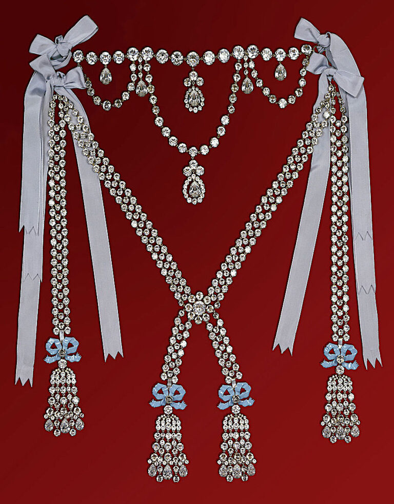 Le collier de la reine